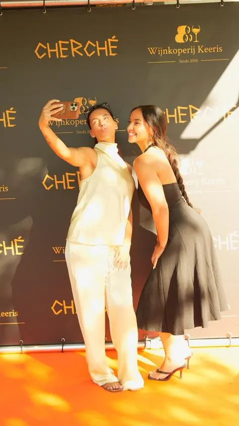 Cherché / Poseren